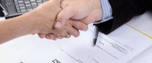 Giải quyết tranh chấp đất đai mua bán bằng giấy viết tay